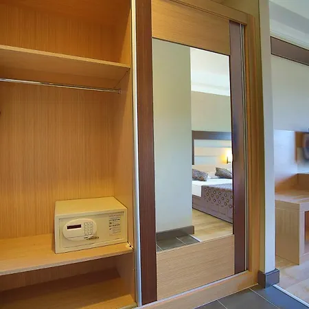 Aparthotel Taksim Daimon *